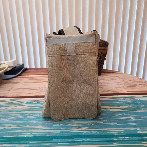 Tarovvoo Pet Carrier Sling for Medium Dogs, Small Dogs, and Large Cats Khaki - Picture 10 of 15